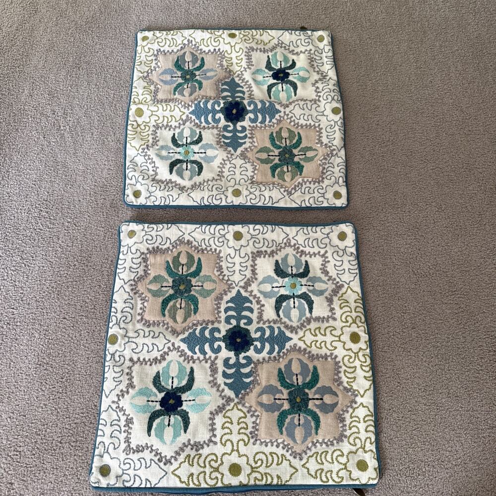 Pier 1 Imports Set 2 Embroidered 18x18 Pillow Covers Teal Medallion Boho EUC